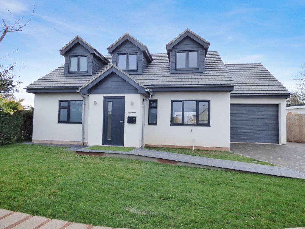 FABULOUS NEW HOME...read the Devon Live write-up on this newly launched property, and call us to view on 01803 611420
buff.ly/2u5kYmr