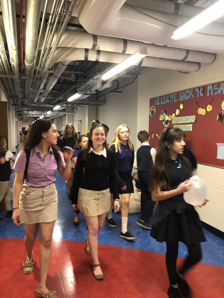 wdpiper's tweet photo. Walk to Water simulation was a splash with our Ss and also a reflective opportunity to think about how precious our fresh water resources are @HenryWend1 @MommaBair2 @debbiesjudge @BKuphall @LifeAtUSM #globalscholars #walktowater #globaled https://t.co/tUAHdkF9JW