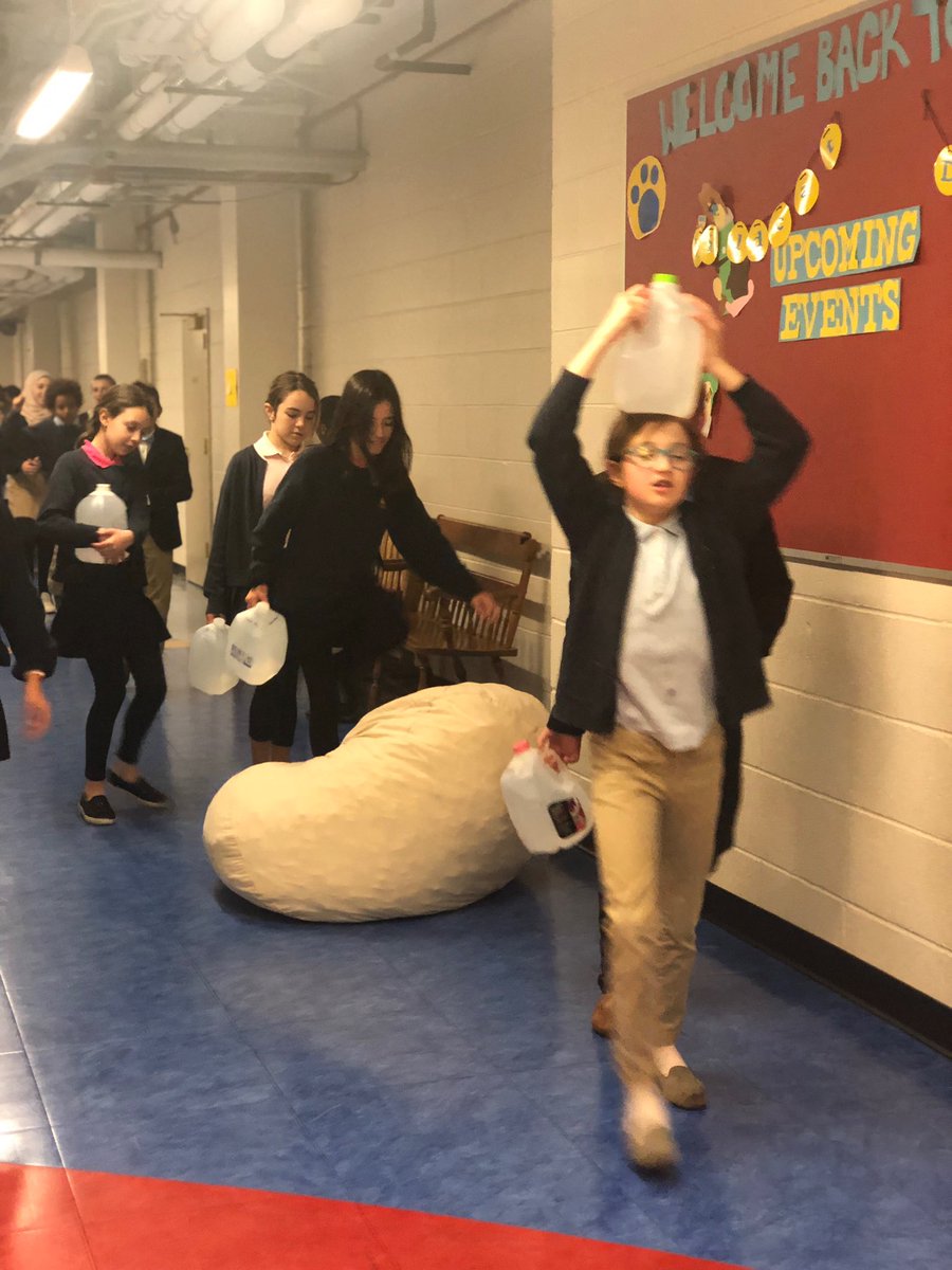 wdpiper's tweet photo. Walk to Water simulation was a splash with our Ss and also a reflective opportunity to think about how precious our fresh water resources are @HenryWend1 @MommaBair2 @debbiesjudge @BKuphall @LifeAtUSM #globalscholars #walktowater #globaled https://t.co/tUAHdkF9JW