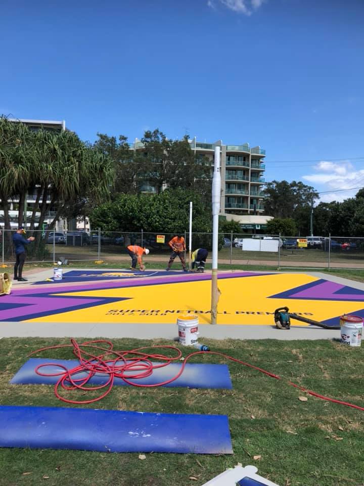 JasonOPray's tweet image. How good does this look?! Half court netball court will open next week dedicated to the @sc_lightning girls. Hope this inspires some future stars. #qldpol #netball #sunshinecoast #gettingthelittlethingsright #lovinthesunshinecoast #sport #juniorsport