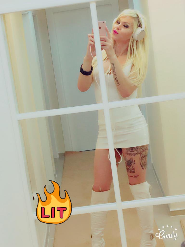 Ogay dadaning pornosini onlayn tomosha qiling