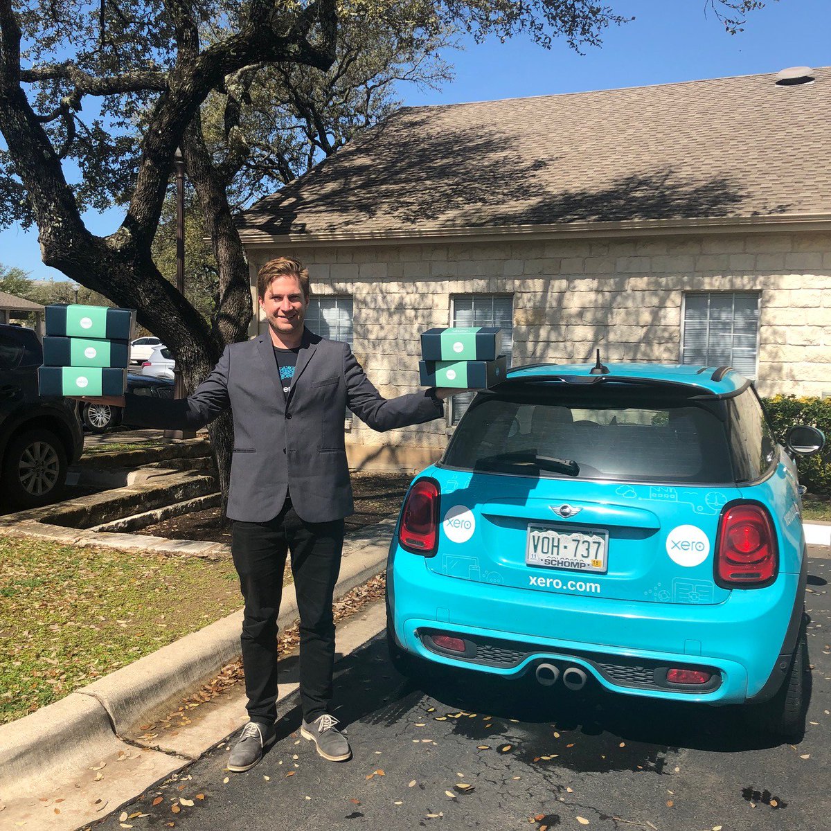 Brad_Gustafson's tweet photo. The @xeromini is cruising around Austin, TX this week delivering "tax relief" kits to local accounting firms needing a "quick break" from the trenches of tax season. If you received a box, we'd love to hear what you thought of it! 🌵🎁🚙 #XeroCommunity https://t.co/8XpuGFzZMF