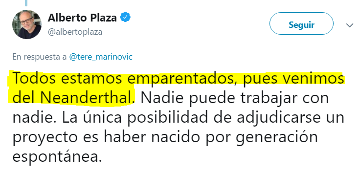 Que alguien caritativo, le regale a esta lumbrera un "Árbol Filogenético de los Homínidos" ,pa' que se pegue el alcachofazo y deje de hacer el ridículo