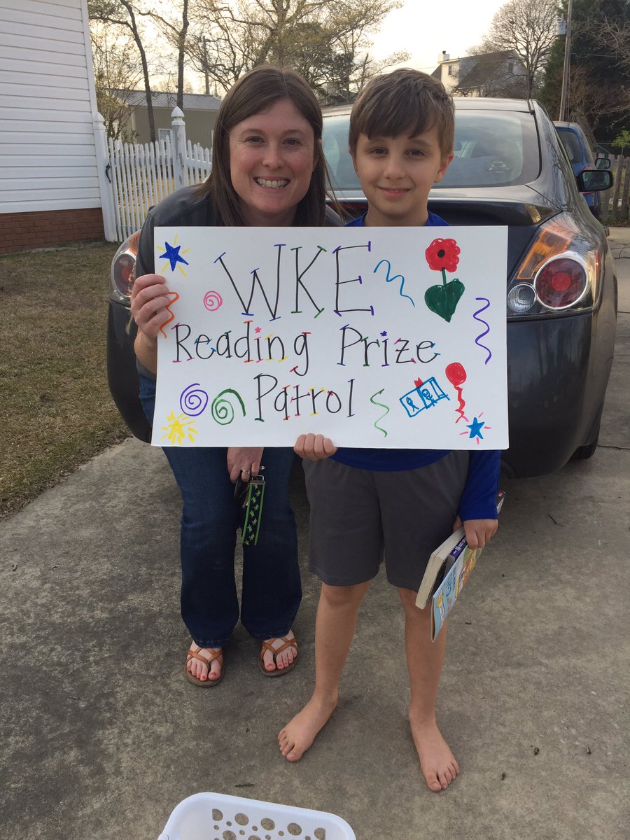 hatchell1202's tweet photo. Last 3 stops on the Prize Patrol and our “teacher crew”! #WKEReads #lex1literacy https://t.co/bERPmkC2P0