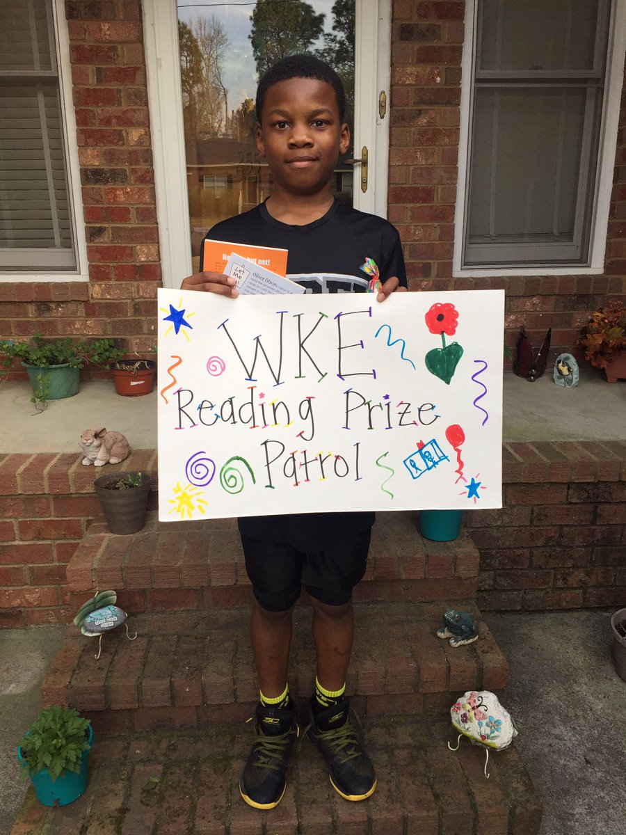 hatchell1202's tweet photo. Last 3 stops on the Prize Patrol and our “teacher crew”! #WKEReads #lex1literacy https://t.co/bERPmkC2P0