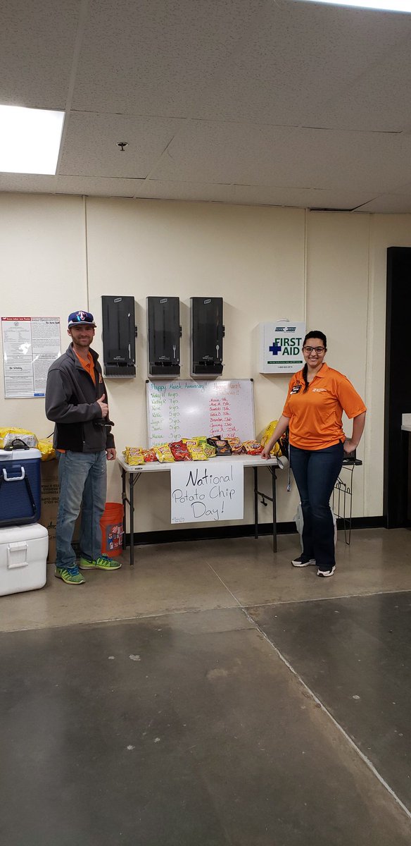 Thursday national chip day!@schiff_david <a href="/AlexVar43567865/">Alex Vargas</a>