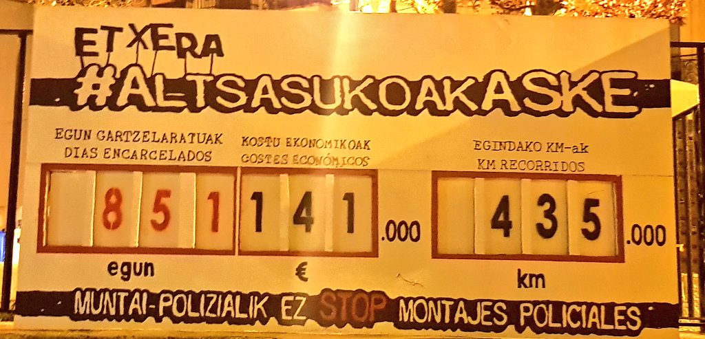 851 egun preso. Injustiziak ez du etenik, zuen elkartasunak ere ez!
#AltsasukoakASKE
El 24 de marzo os necesitamos una vez más. No tenemos palabras para agradecer todas las muestras de apoyo que estamos recibiendo. ¡Os esperamos en #Altsasu! Eskerrik asko!!!
