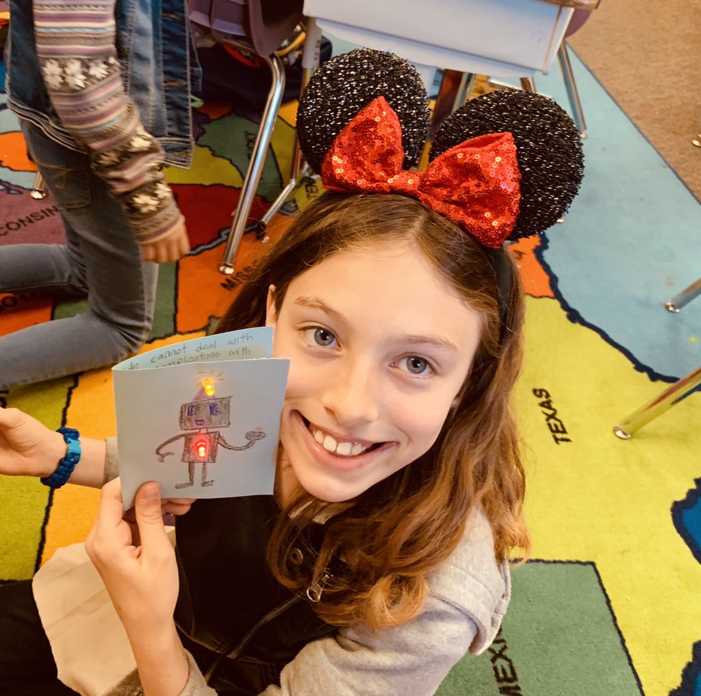 LisaMLove1996's tweet photo. Made circuit cards with @mrscwilhite’s 4th grade class today - taught to me by Lisa at the @azsciencecenter. Engaged, curious, experimenting, figuring-it-out students are my joy! #STEM #STEAM @HLSBulldogs @4thHLS_Bulldogs https://t.co/D2Ouwn6PC8