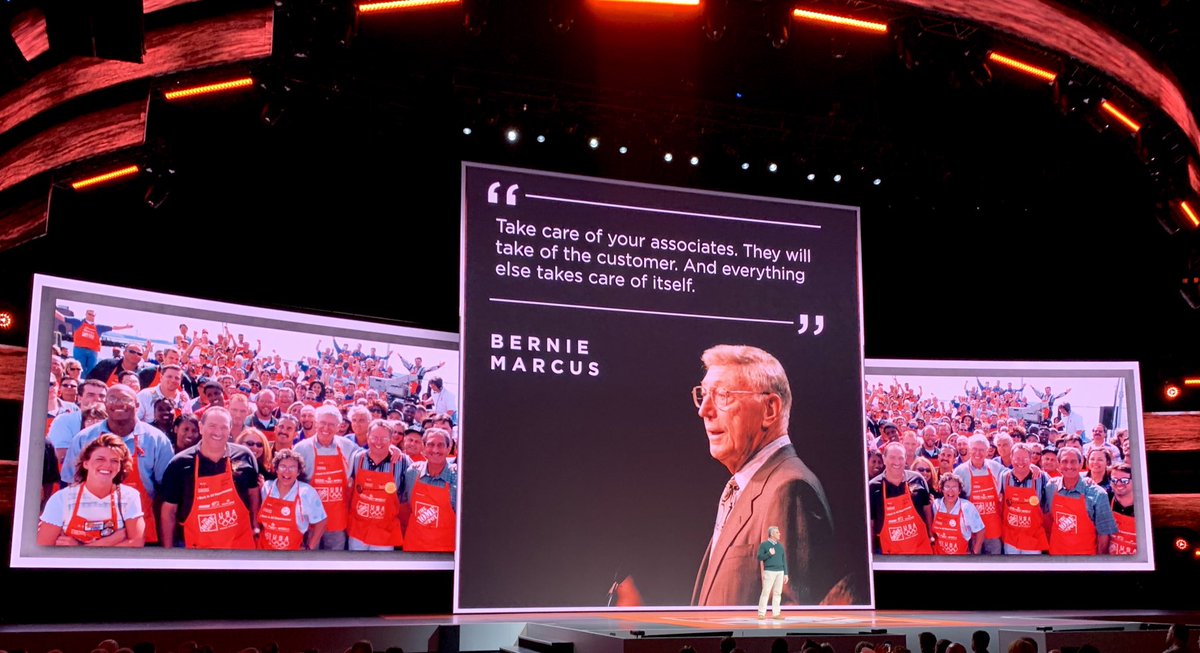 Julie Giattino tweet media