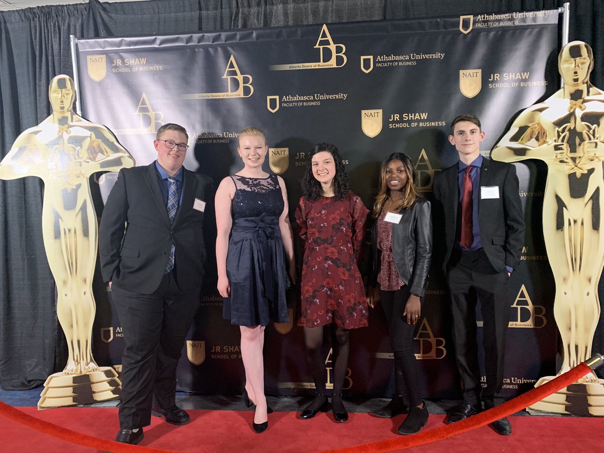 LederBiz's tweet photo. The King’s University, Leder Business team ready it #spark it up at #ABDCASE2019 competition ✨ https://t.co/XhNthC4v2q