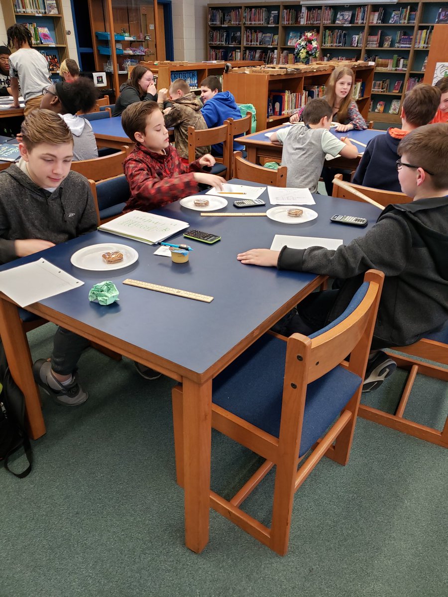 dcpsBourlier's tweet photo. Had some #PiDay fun today @DMSLib. #MUSTbesuccessful #DMSgens #bourliermath @dcpsBourlier @dcpsbooe https://t.co/Dq5tB0bSdh