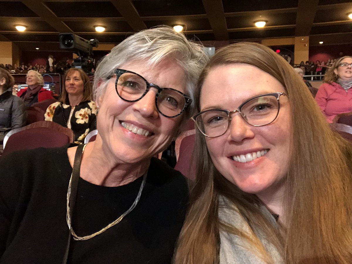 DevyntheCorgi's tweet image. #IAmBecoming      Seeing Michelle Obama!