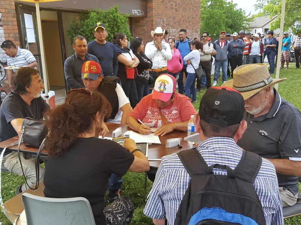 .<a href="/UFCWCanada/">UFCW Canada</a> &amp; allies encourage #MigrantWorkers to fill out the survey that can help determine whether there is exploitation at work  
➡️ bit.ly/2TBA4iS You have options &amp; are protected #MigrantRights
#StopMigrantExploitation #CanLab #CdnPoli