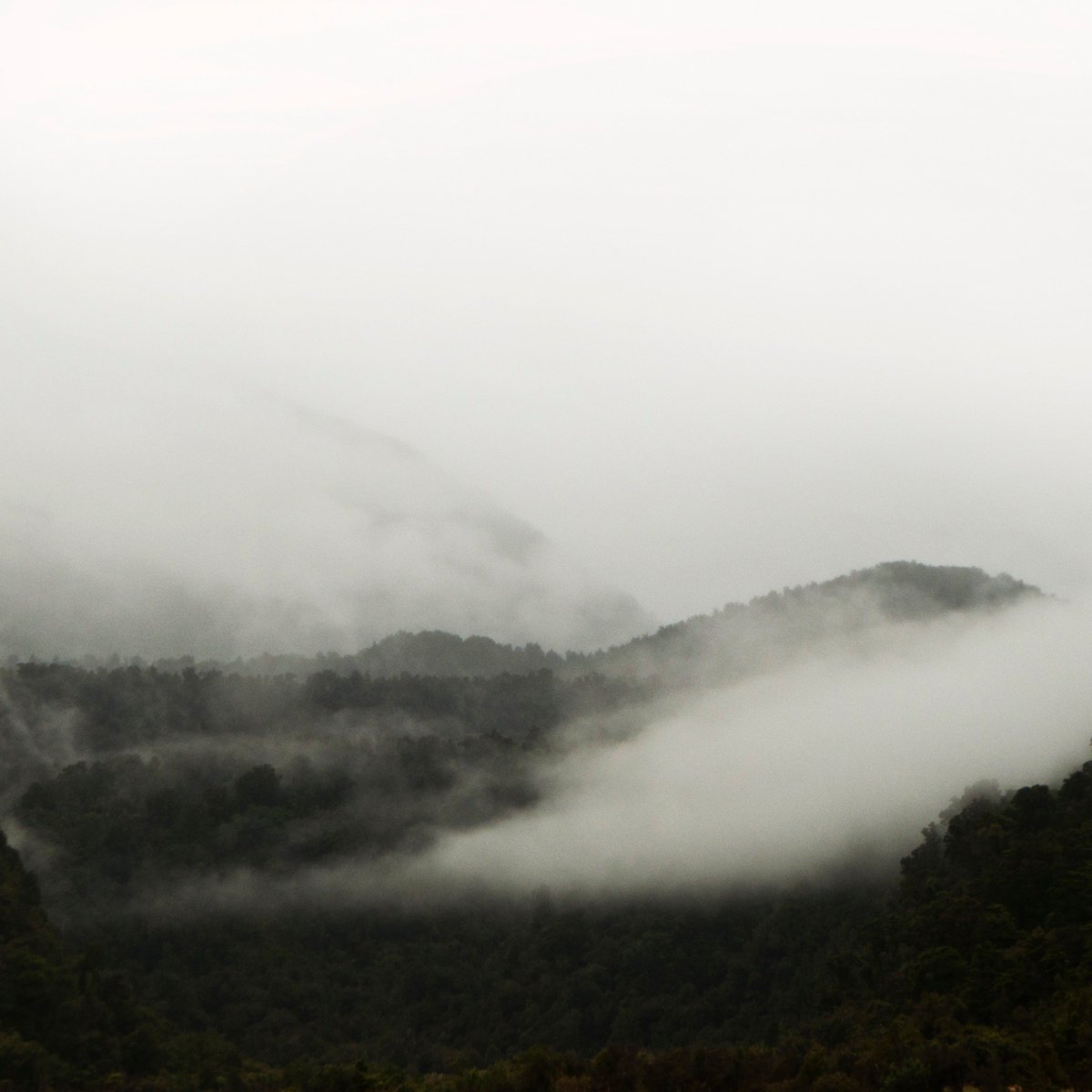 Mountain Clouds, Haast Pass.

#NewZealand #Mountains #Haast #Clouds #travel #photography #blogging #photo #travelphotography #adventure #roadtrip #samburton #somerset #nikon #travelnewzealand