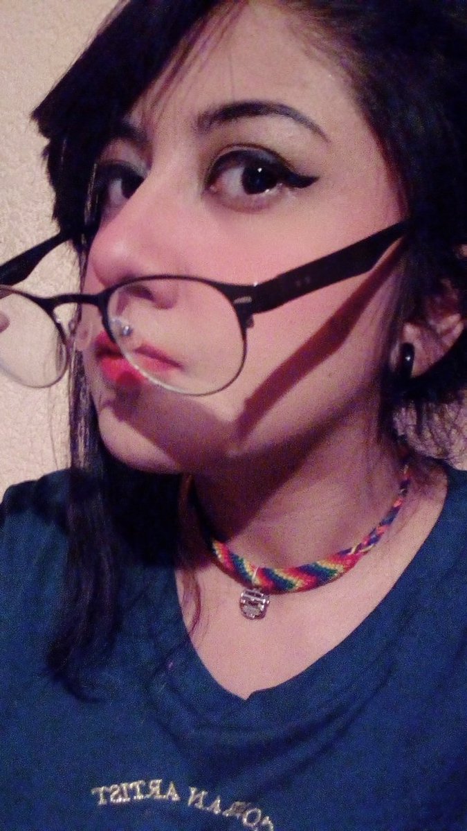 yuukilovesyou_'s tweet photo. Ustedes son mi todo. He vuelto a twitch después de 2 feos días de ausencia. No sé usar mis lentes, ayúdame wuap@.
https://t.co/hoV4qqeNcX
@LoglaOficial #GGCLUBLOGLA #DeadByDaylight https://t.co/WyXxYTdNPJ