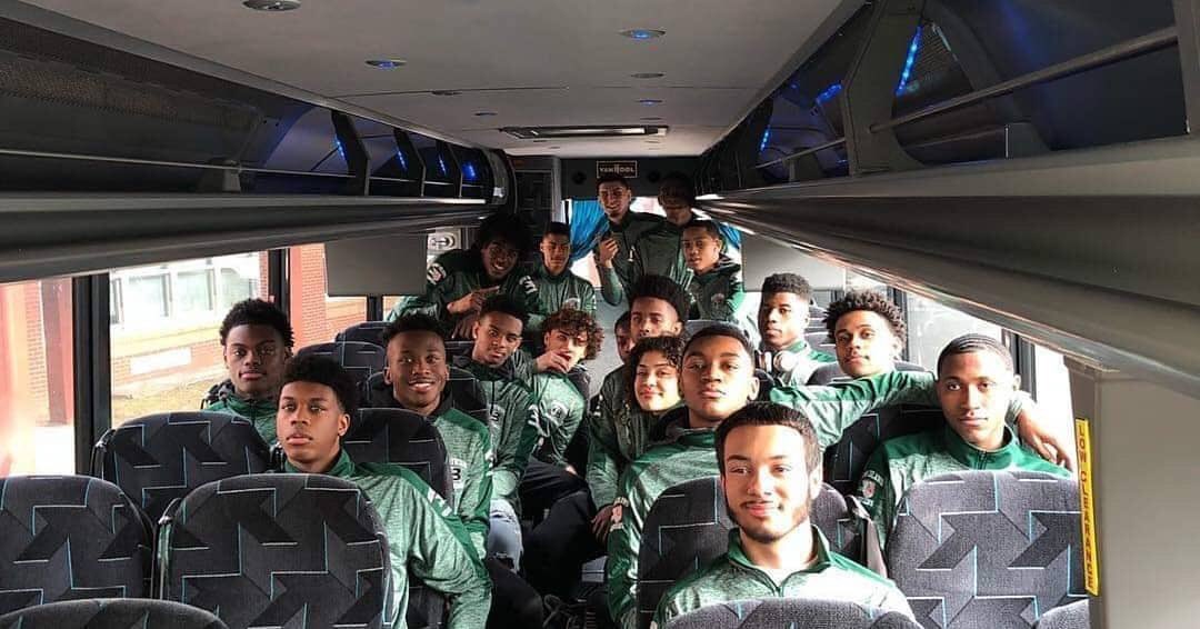SectXISuffolk's tweet photo. Brentwood hoops earlier today heading to states! #GoSuffolk 🏀 https://t.co/uK8vwQzy3R