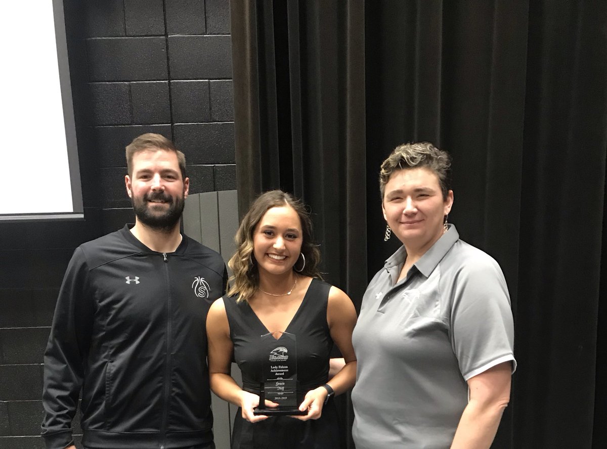 StaleyLFBBALL's tweet photo. Congratulations @gracieneff0 on receiving the Lady Falcon Award this year. Thanks for representing our program on and off the floor. #StaleyStrong #Falcon #dedicated #StudentAthlete https://t.co/UReaEY2Tpj