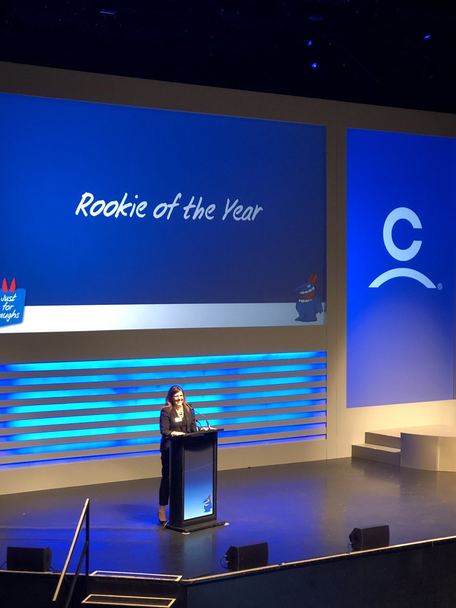 My good friend <a href="/colangelo_lisa/">Lisa Colangelo</a> presenting a rookie of the year award! #toasttocoast #bettertogether #purposedriven