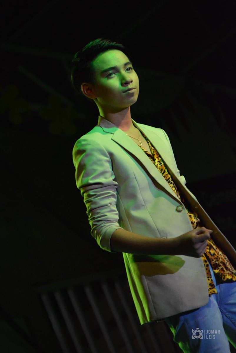 its_AndreParker's tweet photo. B U W A N
#andreyeouseff #andreyeouseffTIMBOLtamuraparker #SMACArtist #OfficialArtist #TatakSMAC #BeeHappyGoLucky2.0 #BHGL2.0 #SmacPinoyIto #MrTeenTAYTAY2019 #BatangTaytayeno #PROUDBatangSanIsidro #RGSMC #SPARTAN #RichGoldenShowerMontessoriCenter https://t.co/nU2V471nnY