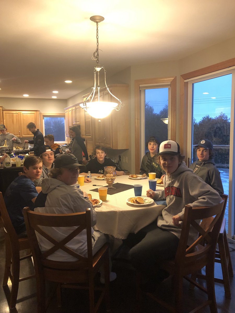 PLLakersBB1's tweet photo. Laker Bantam B1s getting together for a little pre-state camaraderie and pasta dinner.  Rest up tonight and get ready for a big weekend — enjoy every moment of this great state adventure! Go Lakers!
@YouthHockeyHub @MinnHockey https://t.co/qIVEhWWz6W