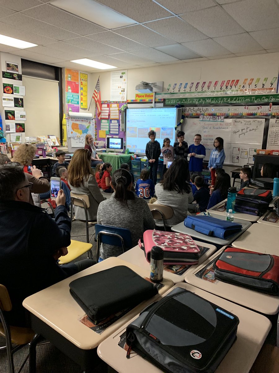 CardiaCreations's tweet photo. 4th grade parents come for a viewing party to watch their students Social Studies Regions WeVideos! Time and effort applauded for all! Video editing is rigorous, and collaboration is key! #greenscreen @CherryHillSch @ChristineM532 @amwyks https://t.co/QGTdMXLyX0