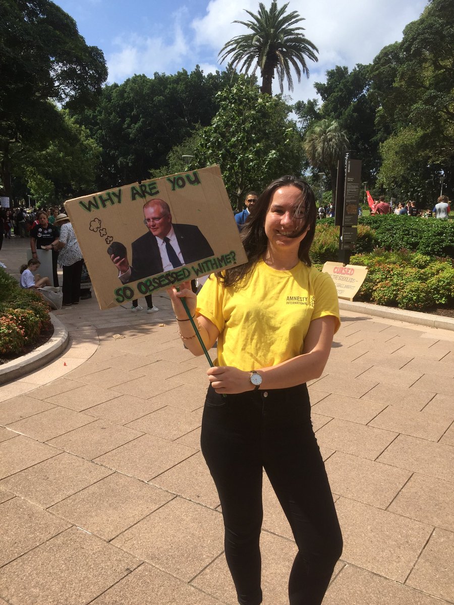 amnestyOz's tweet image. Kat is asking the big questions #ss4c #StudentStrike4Climate