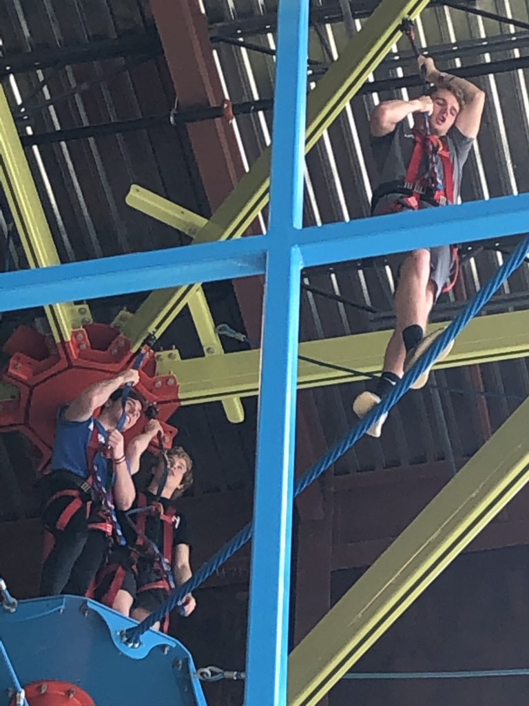 JaredAnderson21's tweet image. Had a great time with our Strength &amp;amp; Conditioning classes  @fritzsadventure in Branson today. Thanks to @ReedsSpringHS admin for making this happen. #GPTL #WolvesAtWork @BrianMoler @DrSooter @GoschLance