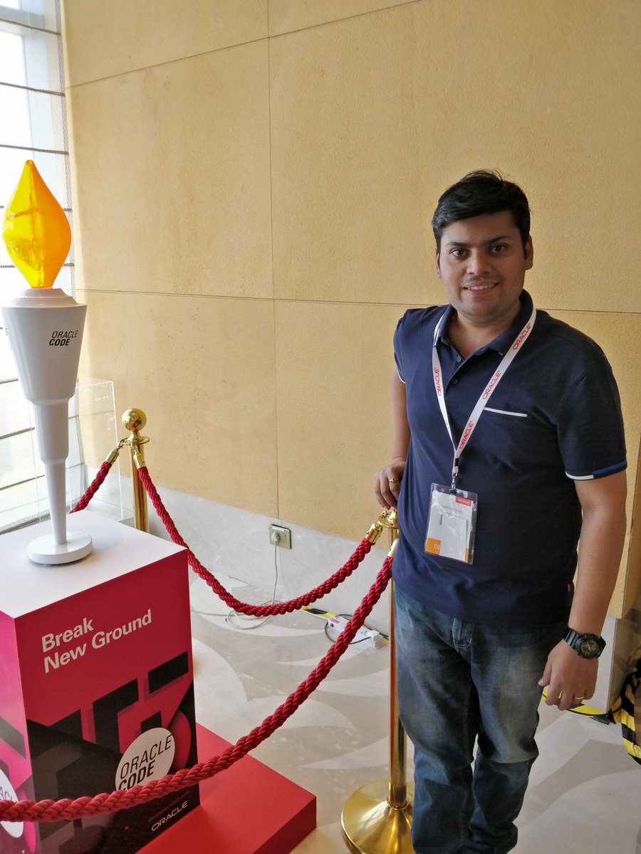 AntrixshG's tweet image. Smart and cool light for #coolestcoder at #OracleCode @Oracle_India
