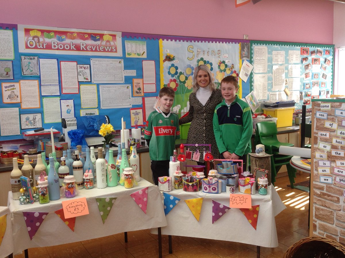 GreencastlePS's tweet photo. Mrs Devlin, Teresa and our Eco Team all set for our Eco Sale 👍
#TopWorkEveryone
#OurLadyOfLourdesIsThePlaceToBe https://t.co/wWbERZ2LSh
