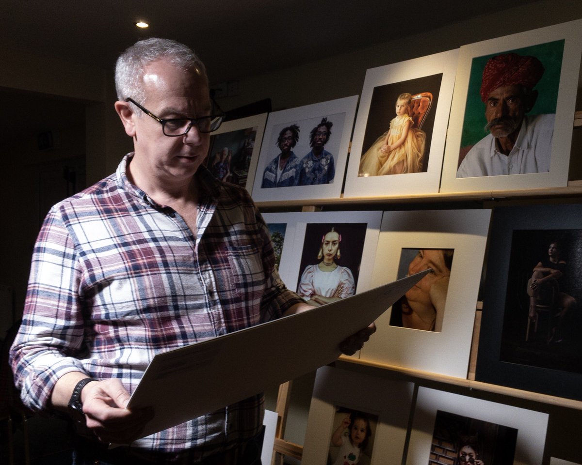 We welcomed <a href="/damiendemolder/">Damien Demolder</a> to judge our annual exhibition yesterday evening. Who won the prizes? You’ll have to come along to our exhibition on 27 April at Bishop’s Stortford Methodist Church to find out!