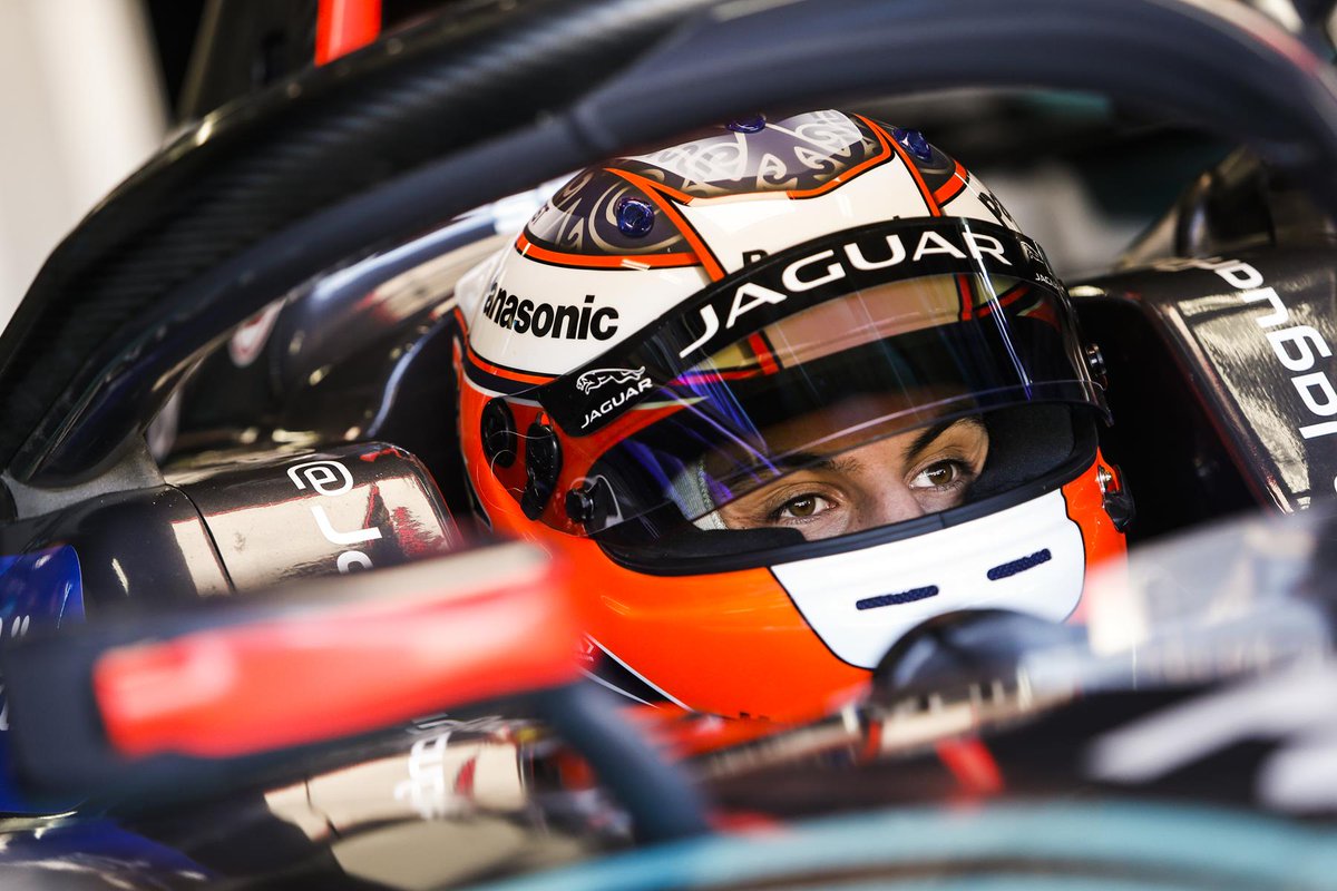 eFORMELde's tweet photo. .@mitchevans_ in Punkten, @NelsonPiquet im Formtief: Licht &amp; Schatten bei @JaguarRacing 

https://t.co/9KoepOi3Y5

#FormelE #FormualE @FIAFormulaE #HongKongEPrix #HKEPrix https://t.co/fpePUaNk1X