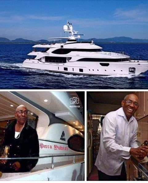 DolarToday's tweet image. Aristobulo multimillonario con Los negocios de seguros del personal del ministerio de educación les presenta si yate socialista