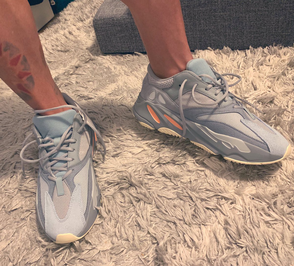 yeezyboost700