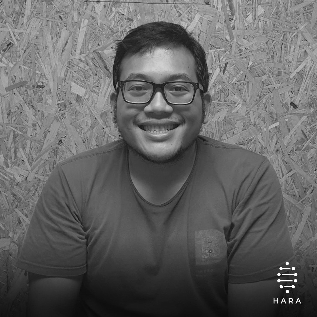 HARA_AgriTech's tweet photo. “Teamwork is the number one rule at work, that is how we can deal with different people with different opinions. Just like in Futsal”. - Raditya Alwafi, Head of Software Engineering at HARA

#LifeatHARA #WeAreHARA https://t.co/QbzuDrSeRa