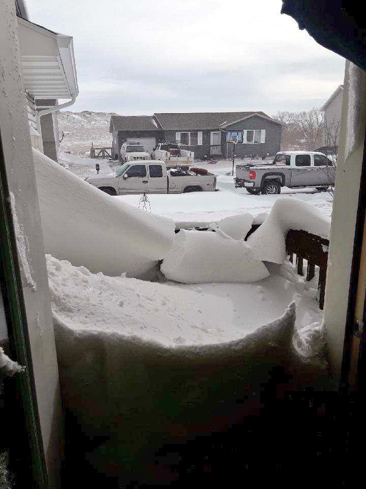 WizardBella's tweet image. Hello out there! Weathering the blizzard here in SD. My writing has also be a bit frosty! Here is pic of our front door this morning!