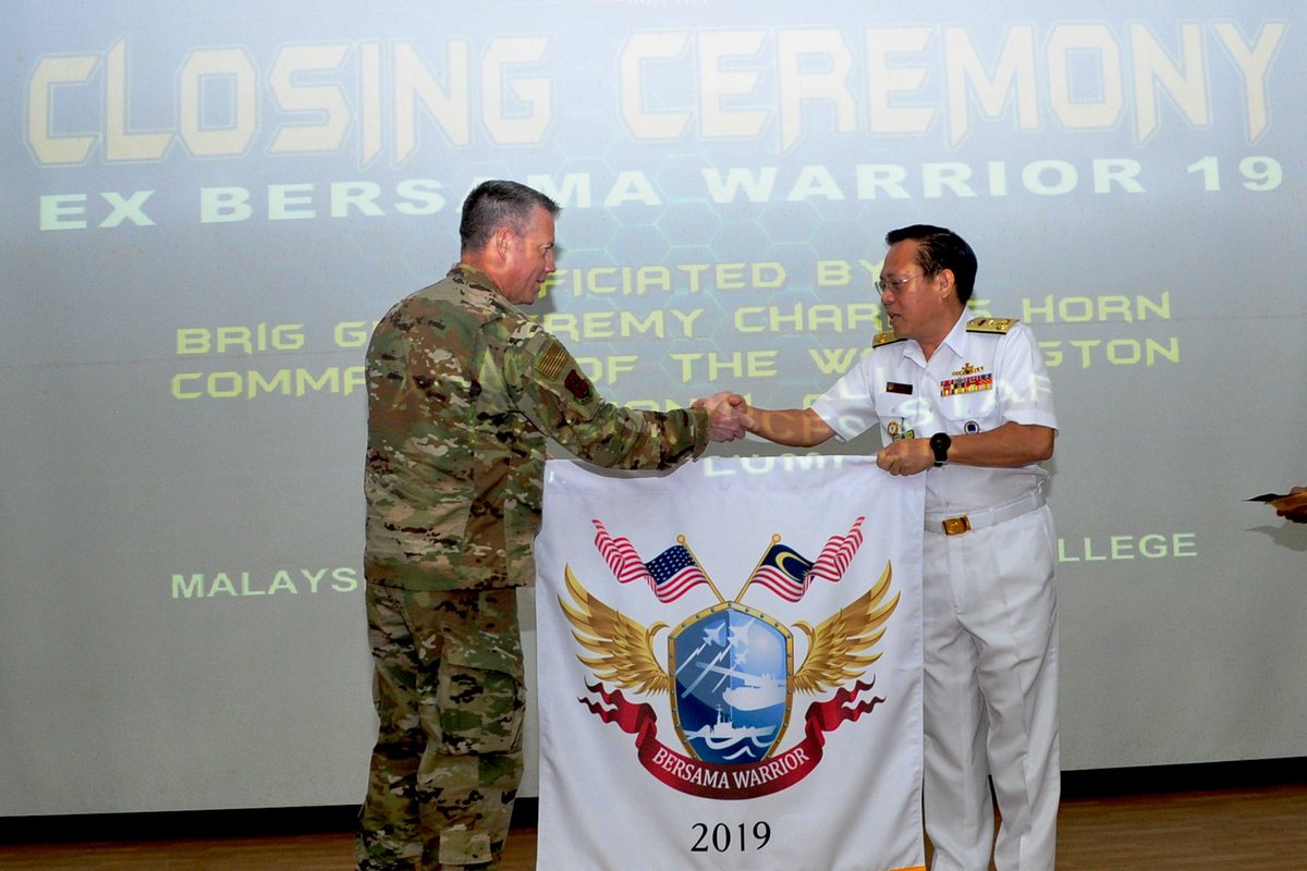 myjointforce's tweet image. EX BW 19 menutup tirai &amp;amp; majlis penutup disempurnakan oleh Brig Gen Jeremy Charles Horn, Commander of the Washington Air National Guard di Dewan Hikmat MTAT setelah berjaya mencapai objektifnya.
@WAANGCC 
@WANationalGuard 
#BersamaWarrior 
#interoperability #missioneffectiveness