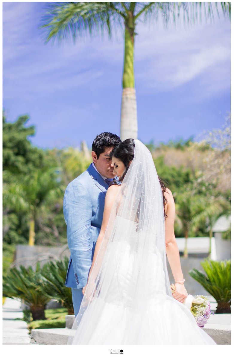 CaliroFilms's tweet photo. -. No te cambiaría por nada en el mundo; pero cambiaría el mundo entero solo por ti.-
#wedding
#weddingdestination
#weddinginspiration
#weddingphotographer
#mexicanphotographer
#photographer
#caliro
#nikond500 https://t.co/5S3C6hXOc8