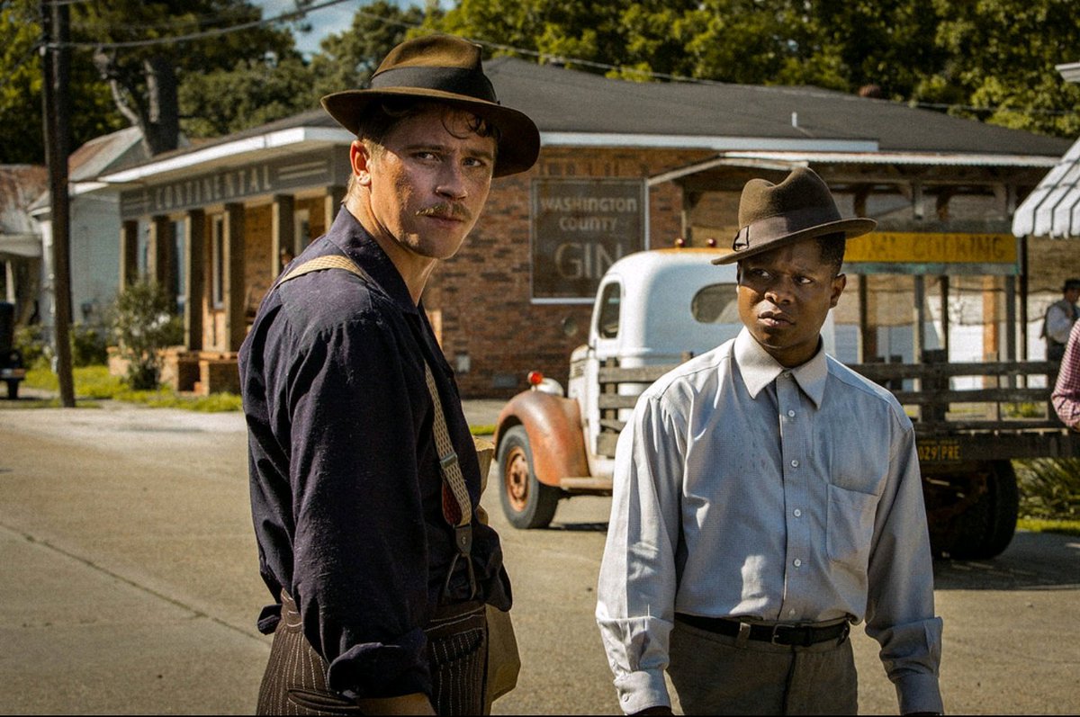 FilmographyFest's tweet photo. Title: Mudbound (2017)
Director: Dee Rees
Stars: Garret Hedlund, Jason Clarke, Jason Mitchell, Carey Milligan, Mary J. Blige, Rob Morgan, and Jonathan Banks. https://t.co/ckhJ3Qft25
