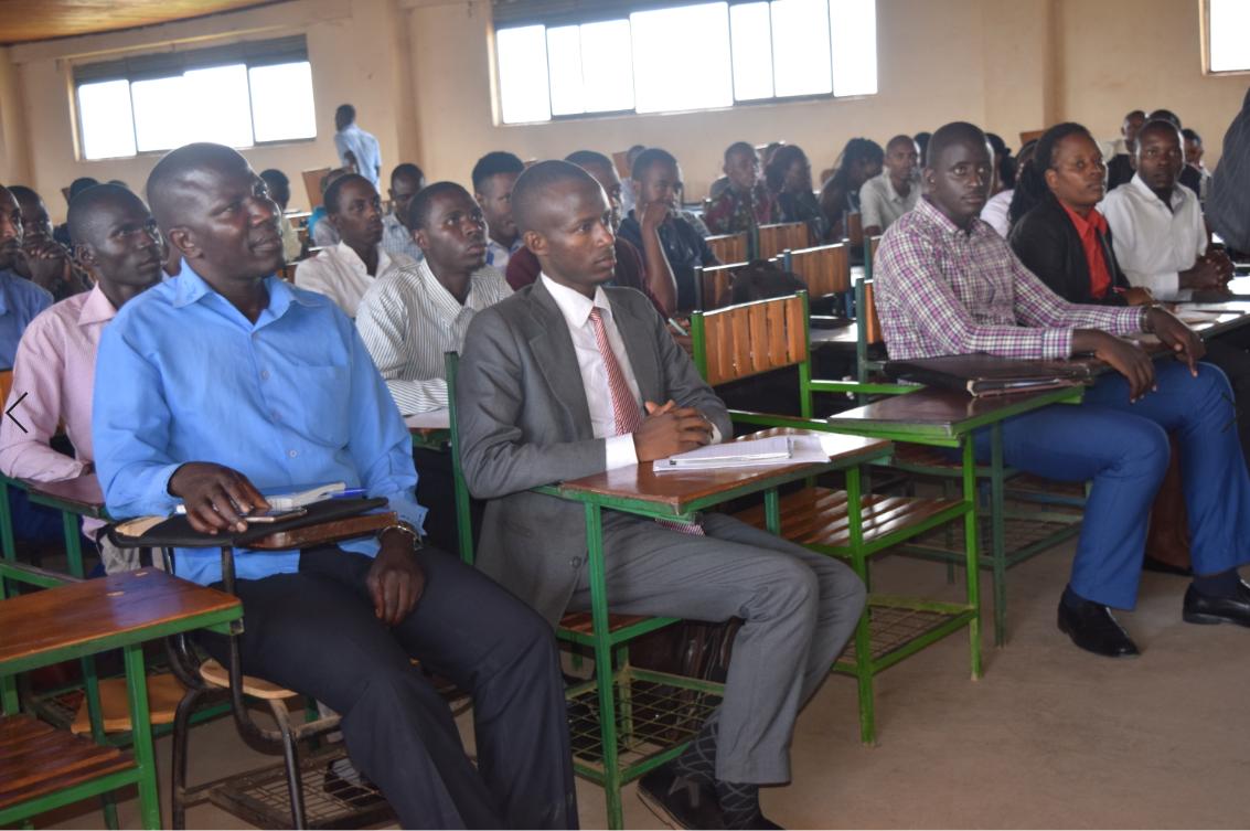 dickson_namisi's tweet photo. @Nationguidance  's Assistant commissioner J J enlightening students of @KIU on their role in the socio-economic transformation of the country @GCICUganda @MoICT_Ug @NRMOnline @JustineLumumba https://t.co/InutoH9anT