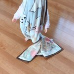 こんなに可愛いおばけならずっとくっついてきて良いのにw