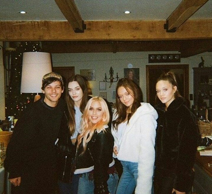 noitsrebekka's tweet photo. my heart is going out to the Tomlinsons #RIPFelicite https://t.co/6HttAZmmaV