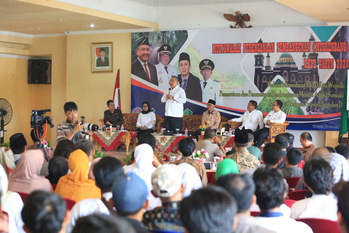 ipeb13's tweet photo. #MendesDiBengkulu #JokowiMembangunDesa #TPPIRIAU @jokowi @EkoSandjojo @taufikmadjid71 @fachrilabalado @anwsanusi @Kpw1Riau https://t.co/xxXPkwkN1t