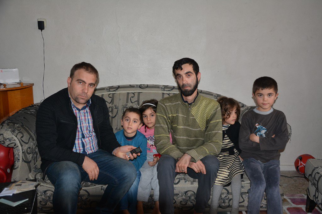 Suriyeli aile çocuklarına Recep Tayyip Erdoğan, Sümmeyye ve Emine ismlerini verince Avrupa'ya iltica başvurusu reddedildi
sptnkne.ws/kWmq