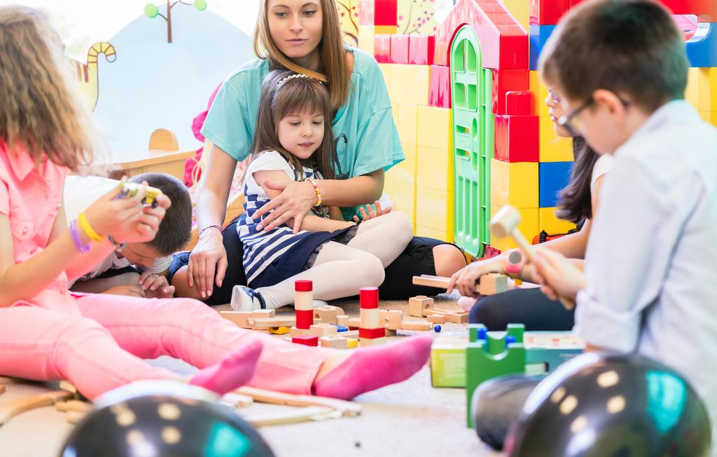 A year ago we published "The importance of gender neutral play in early years" goo.gl/UWX9oB #childcare #GenderInequality