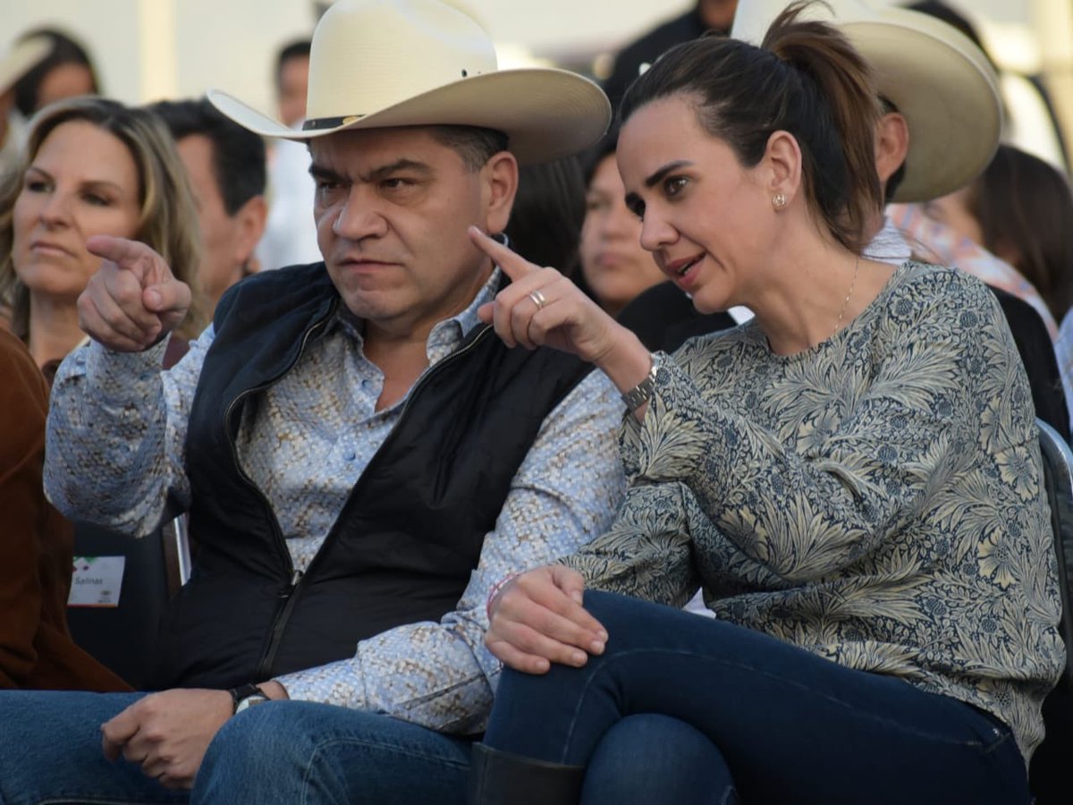 Gobernador <a href="/mrikelme/">Miguel Riquelme</a> inauguró el “Festival Rodeo Satillo”, acompañado de la Secretaria de Turismo, <a href="/gpeoyervides/">Lupita Oyervides</a>; el Alcalde de Saltillo, <a href="/manolojim/">Manolo Jiménez Salinas</a>; el comité organizador, presidido por Jesús María Ramón, y cientos de visitantes. 
¡Vive la fiesta y Haz Turismo🌟!