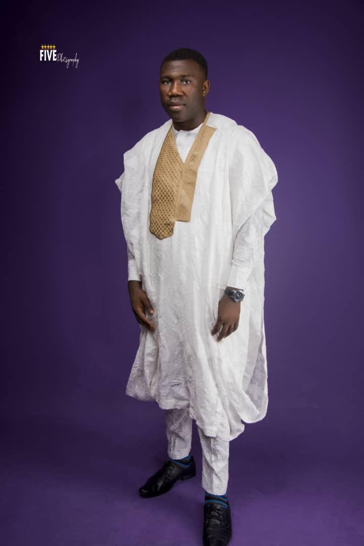 AwakeDestiniesI's tweet photo. Happy happy birthday to our father, our leader, our mentor, our teacher. We love you so much sir and we truly are grateful for all you do for us sir..
It is your year of the Harvest and Rest sir. We love you so much sir.
Happy Birthday @PstGodwinVictor
#HappyBirthdayRev
#SOSMedia https://t.co/jC32iz8H51