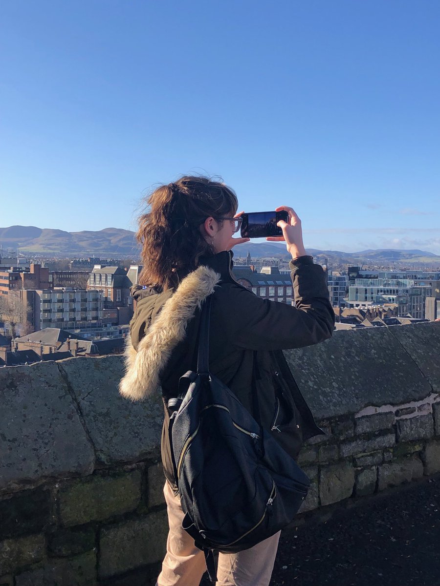 VarndeanIB's tweet image. Blue skies over Edinburgh Castle and Arthur’s Seat yesterday 😎 Off to the Scottish Parliament this morning.
