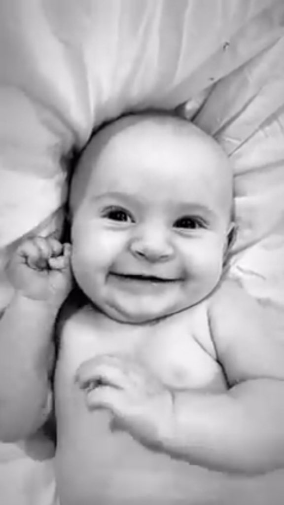 FisherLabrant's tweet photo. The cutest ❤️👌@SavannahSoutas @TaytumNFisher @everleighroses @Thesupercole @halstonblake @posie_labrant @MadisonBontempo @KylerStevenFish 👶❤️ https://t.co/0iM63nF9nz
