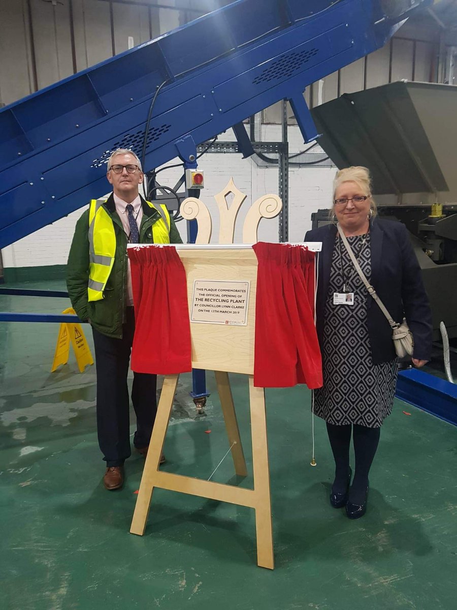 sthelenscouncil's tweet image. Haydock-based @CoralMouldings have launched a new recycling plant with a sole mission to stop plastic going to landfill. Great news! bit.ly/2W1Azzy