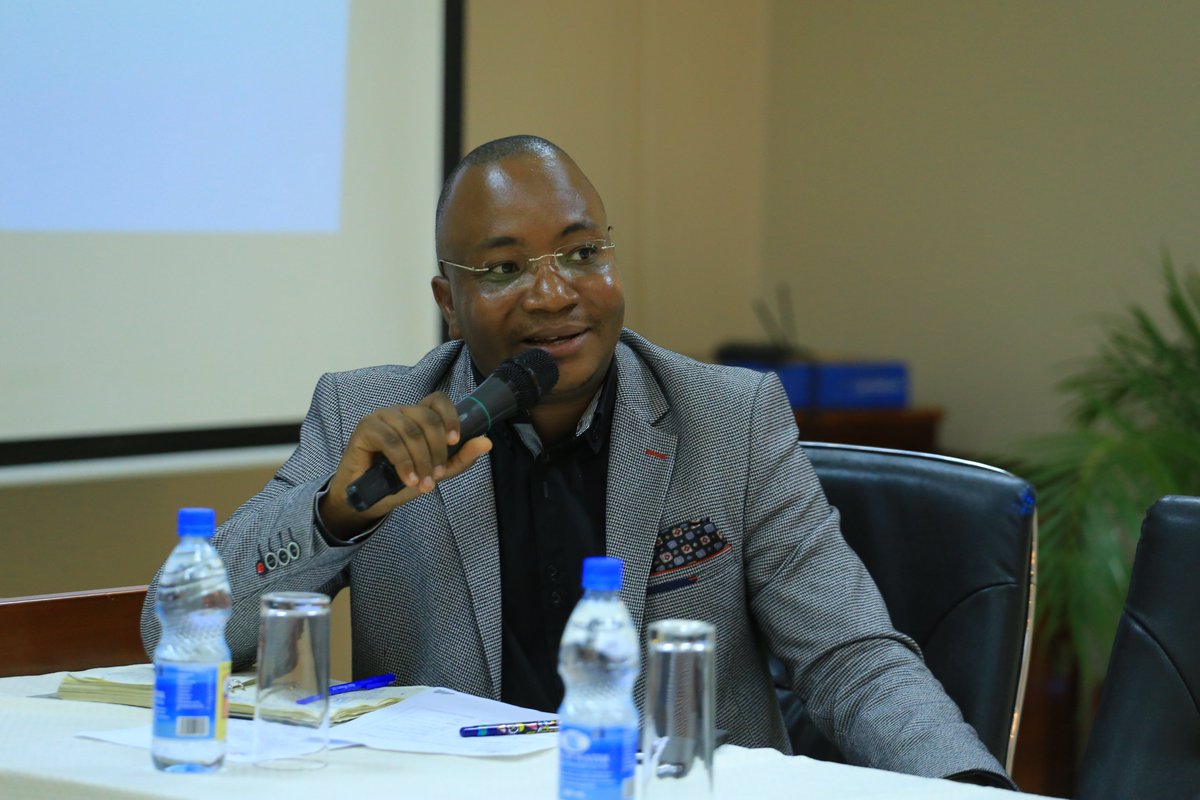 StrategicEngage's tweet photo. As employers of the Millennials we need to change our communications channels to suit our employees who are the Millenials, who love their phone whatsapp - @nahabwe #MillenialSummit #thisgenerationug #PanelDiscussion https://t.co/OilqGra5A1